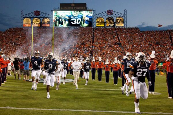 head-coach-gene-chizik-leads-the-auburn-tigers-football-team-into-jordan-hare-ea222b-1024